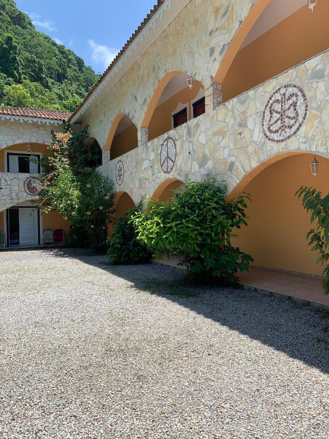 Pousada Casa De Pedra Boicucanga Extérieur photo